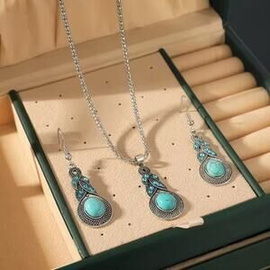 Vintage Turquoise Drop Necklace & Earrings Set | Silver Tone Alloy